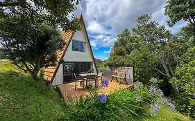 Pohutukawa Coastal Chalets